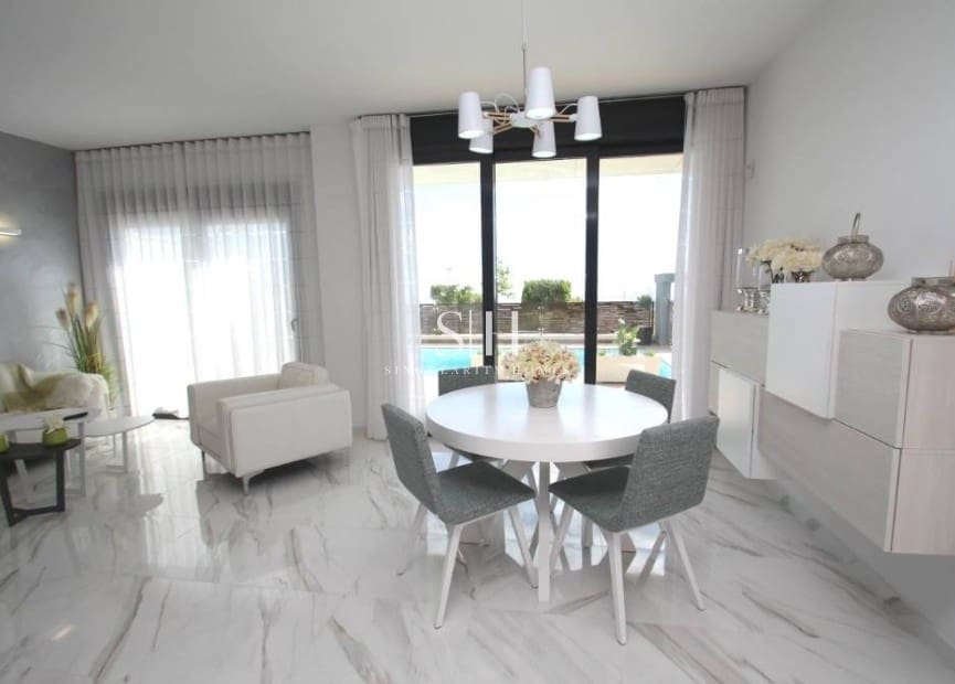 3 sovrum Villa till salu i San Miguel de Salinas med pool garage - 630 000 € (Ref: 9938773)