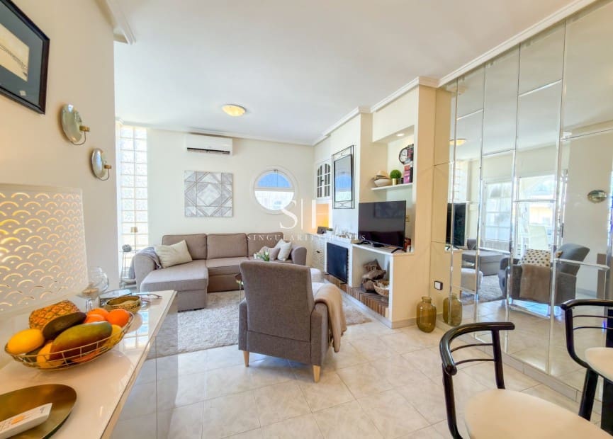 2 makuuhuone Huoneisto myytävänä paikassa Punta Prima mukana uima-altaan - 172 900 € (Ref: 9941228)