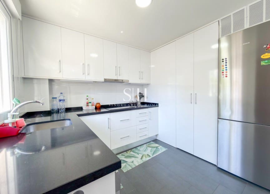 2 soverom Hus til salgs i Torrevieja med svømmebasseng garasje - € 249 000 (Ref: 9943267)