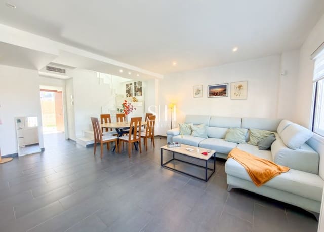 2 soverom Hus til salgs i Parque Acuático - Sector 25, Torrevieja med svømmebasseng garasje - € 249 000 (Ref: 9943267)
