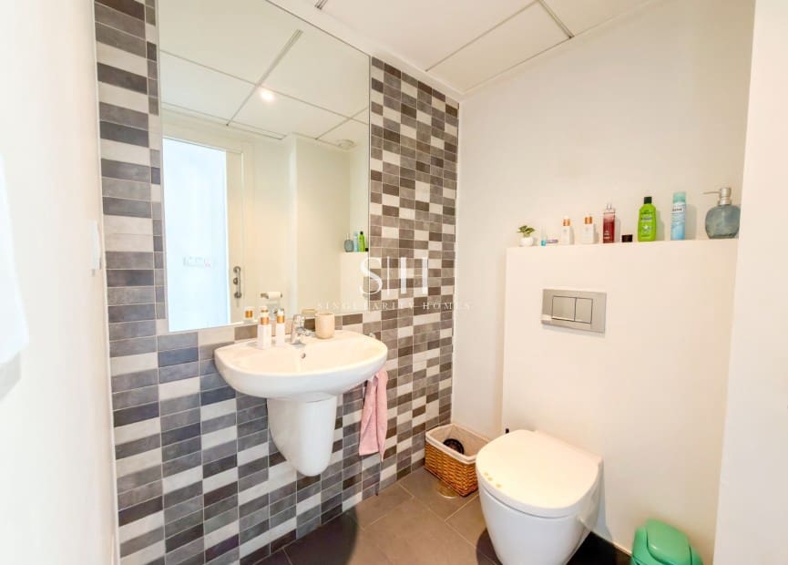 2 soverom Hus til salgs i Torrevieja med svømmebasseng garasje - € 249 000 (Ref: 9943267)