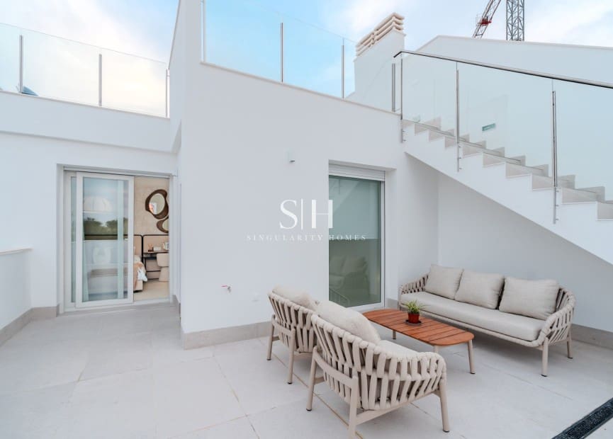 3 bedroom Villa for sale in Los Alcazares with pool garage - € 467,000 (Ref: 9958466)