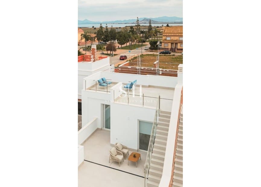 3 bedroom Villa for sale in Los Alcazares with pool garage - € 467,000 (Ref: 9958466)