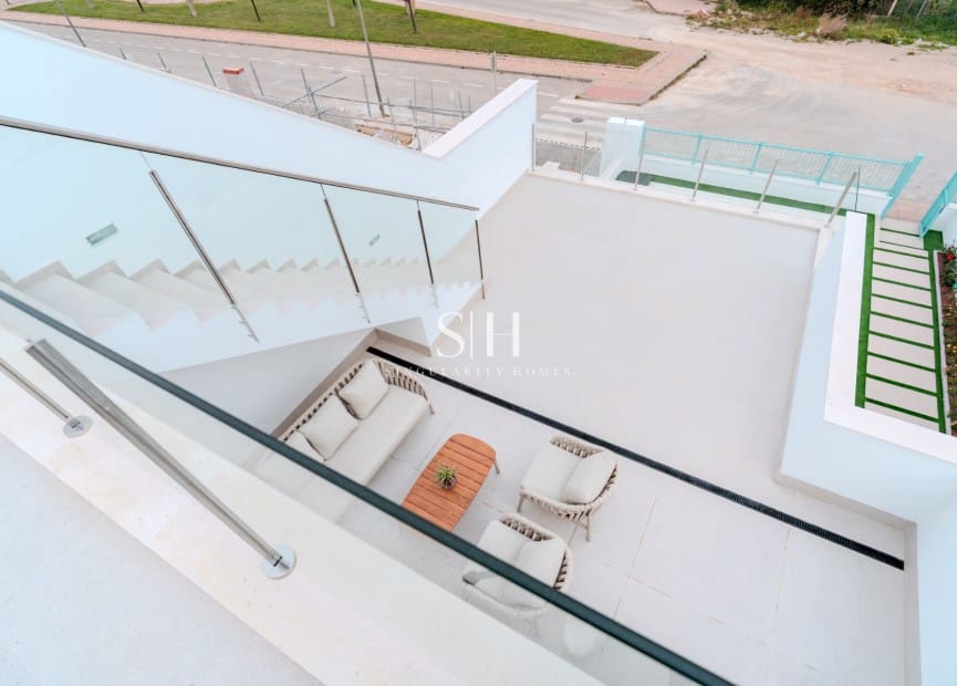 3 bedroom Villa for sale in Los Alcazares with pool garage - € 467,000 (Ref: 9958466)