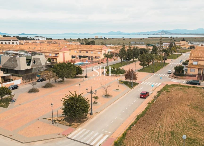 3 bedroom Villa for sale in Los Alcazares with pool garage - € 467,000 (Ref: 9958466)
