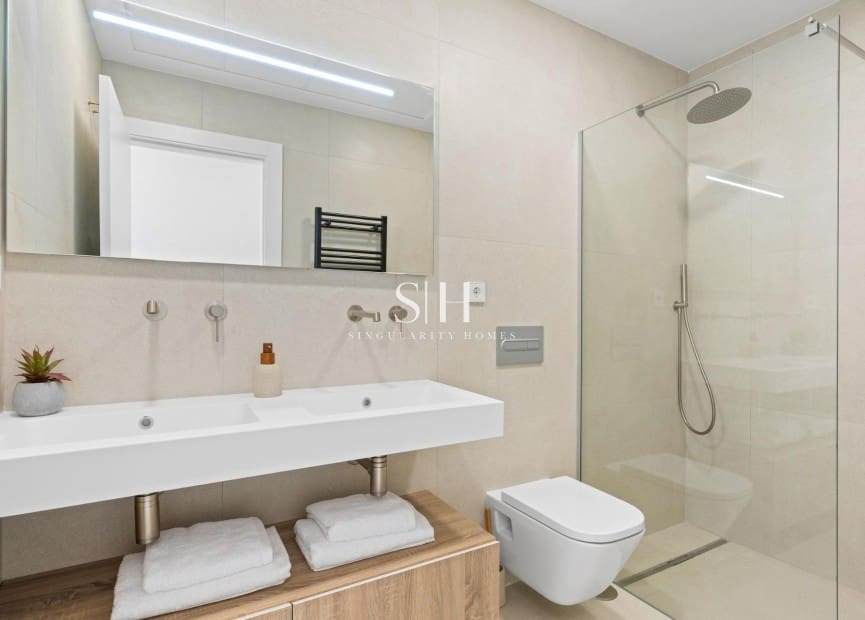3 bedroom Villa for sale in Los Alcazares with pool garage - € 499,900 (Ref: 9961562)