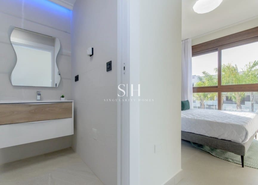 3 soveværelse Bungalow til salg i Los Balcones med swimmingpool garage - € 330.000 (Ref: 9972517)