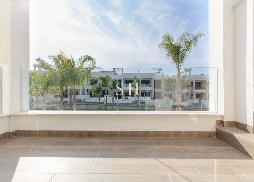3 soveværelse Bungalow til salg i Los Balcones med swimmingpool garage - € 330.000 (Ref: 9972517)