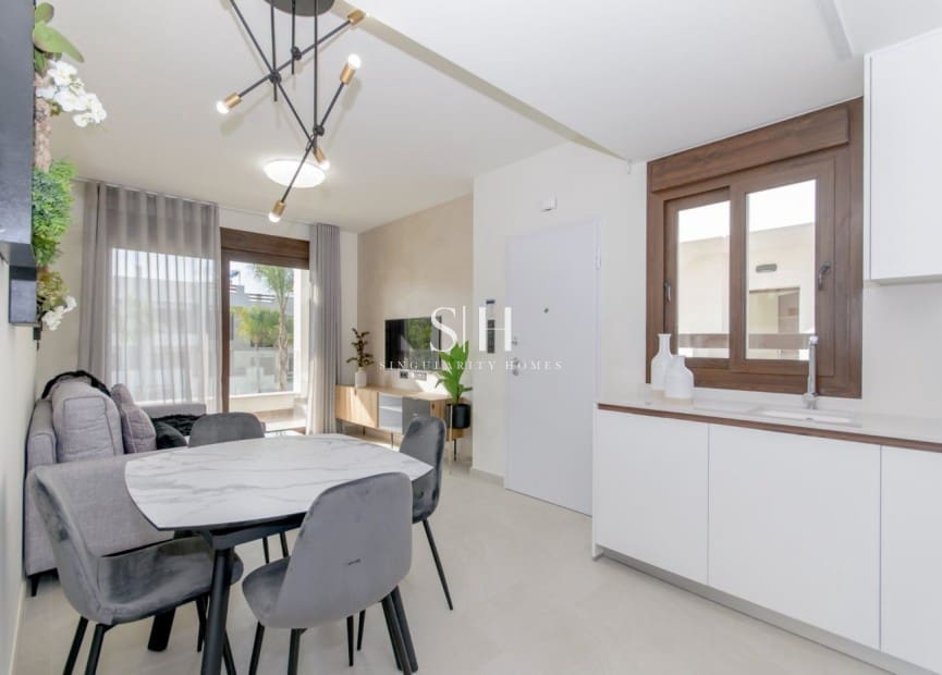 3 soveværelse Bungalow til salg i Los Balcones med swimmingpool garage - € 330.000 (Ref: 9972517)
