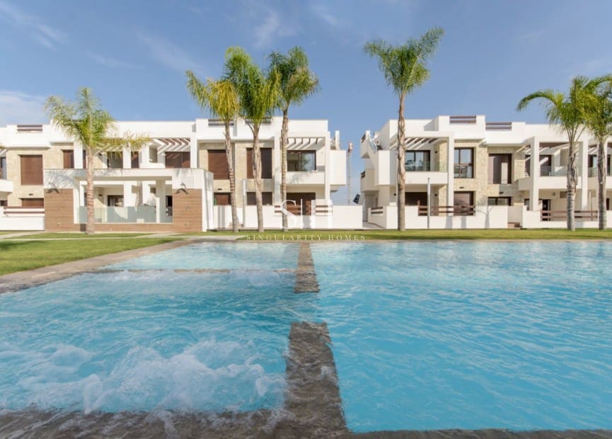 3 soveværelse Bungalow til salg i Los Balcones med swimmingpool garage - € 330.000 (Ref: 9972517)
