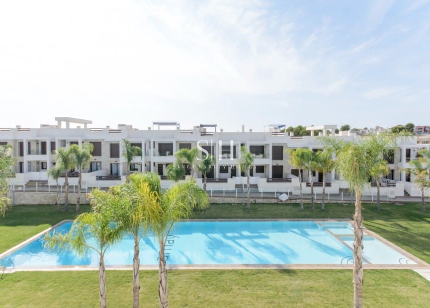 3 soveværelse Bungalow til salg i Los Balcones med swimmingpool garage - € 330.000 (Ref: 9972517)