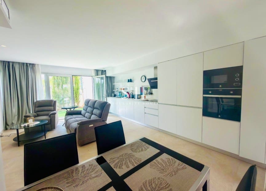 2 camera da letto Appartamento in vendita in Torrevieja con piscina garage - 310.000 € (Rif: 9973860)