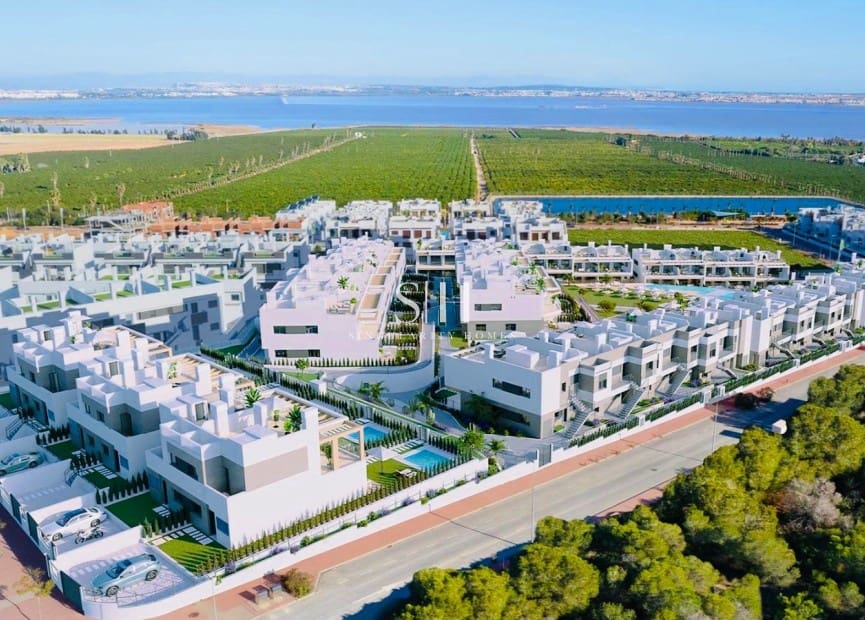 2 camera da letto Appartamento in vendita in Torrevieja con piscina garage - 310.000 € (Rif: 9973860)