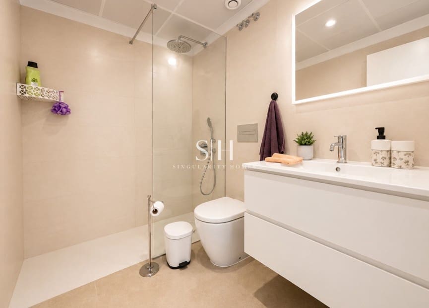 2 camera da letto Appartamento in vendita in Torrevieja con piscina garage - 310.000 € (Rif: 9973860)
