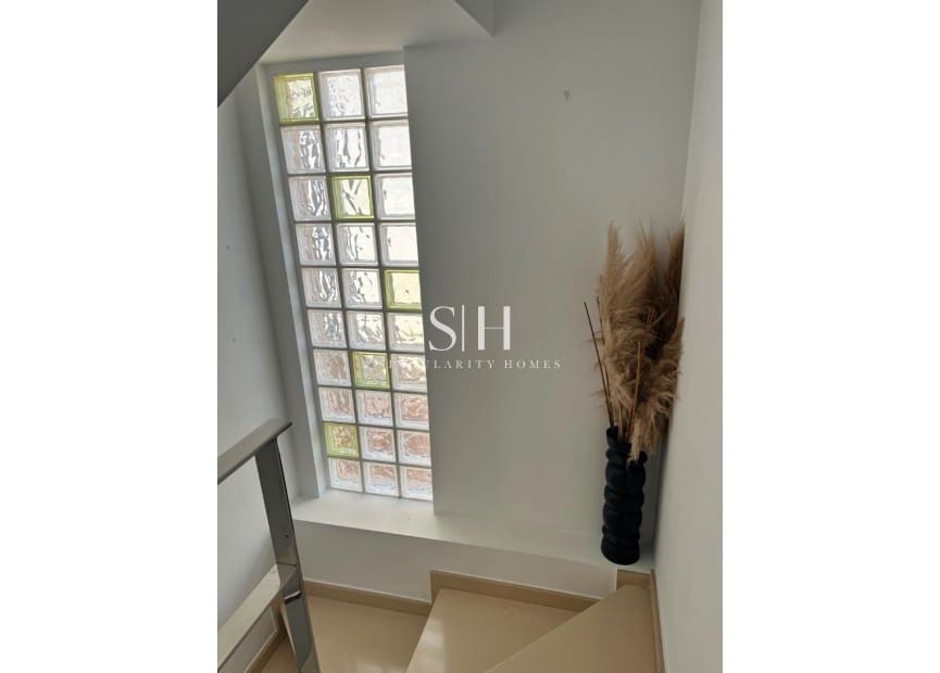 Casa de 3 habitaciones en Los Montesinos en venta con piscina garaje - 350.000 € (Ref: 9974349)