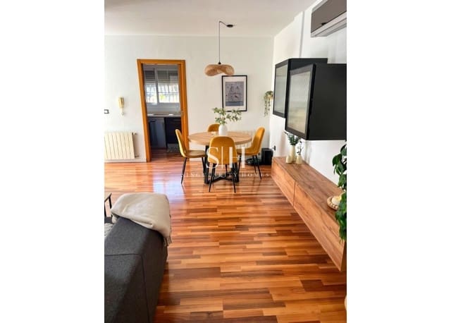 Casa de 3 habitaciones en Los Montesinos en venta con piscina garaje - 350.000 € (Ref: 9974349)