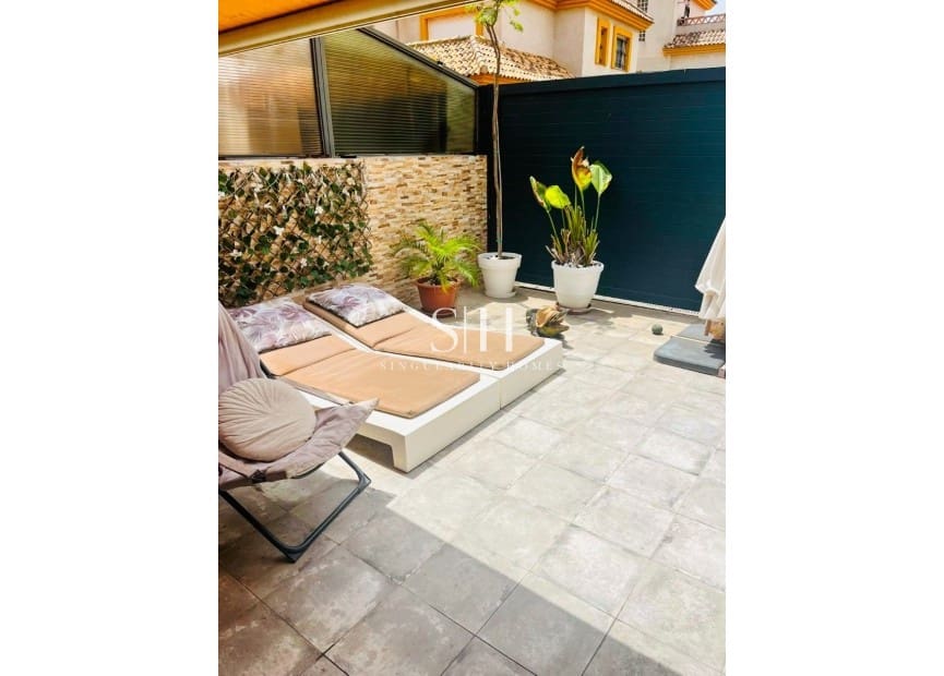 Casa de 3 habitaciones en Los Montesinos en venta con piscina garaje - 350.000 € (Ref: 9974349)