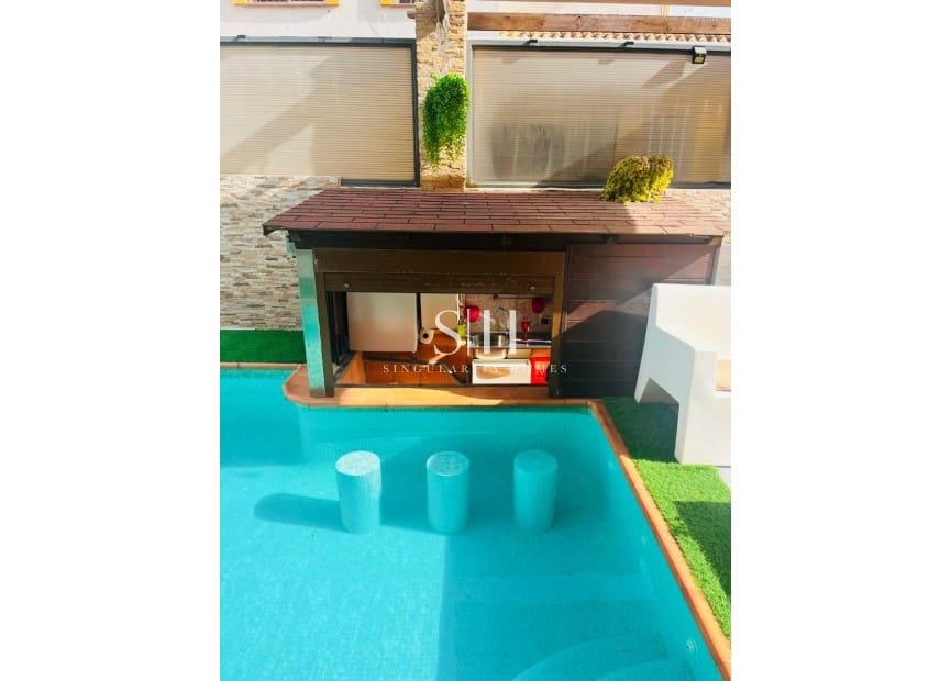 Casa de 3 habitaciones en Los Montesinos en venta con piscina garaje - 350.000 € (Ref: 9974349)