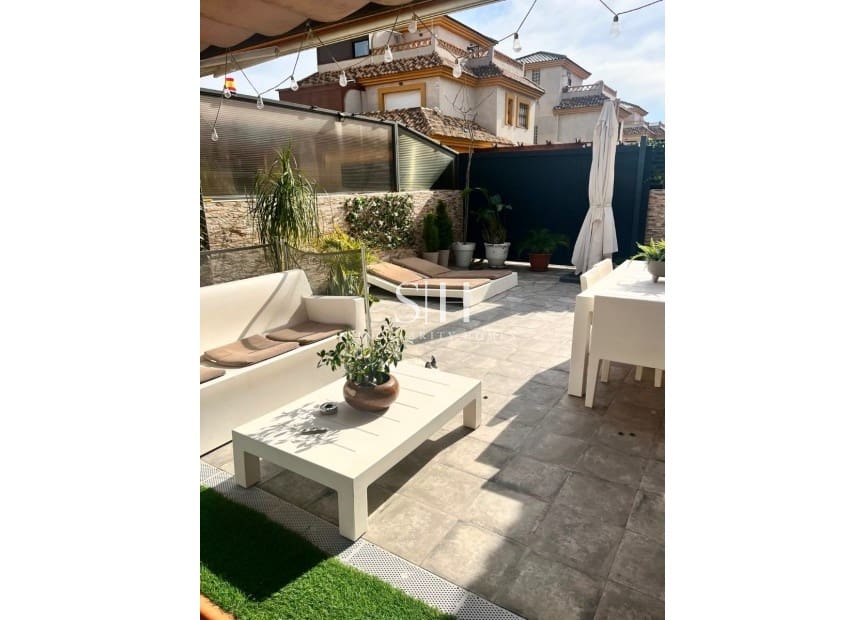 Casa de 3 habitaciones en Los Montesinos en venta con piscina garaje - 350.000 € (Ref: 9974349)