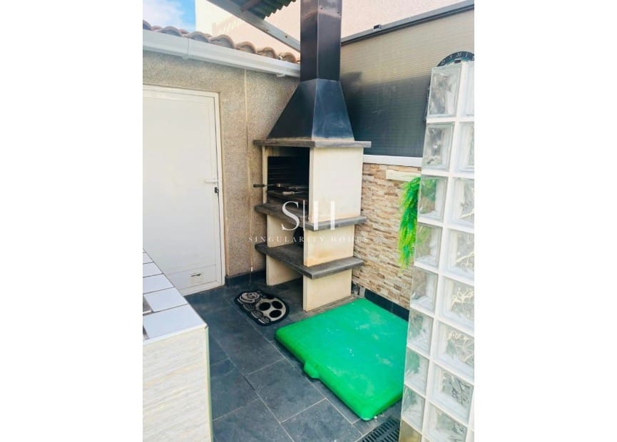Casa de 3 habitaciones en Los Montesinos en venta con piscina garaje - 350.000 € (Ref: 9974349)