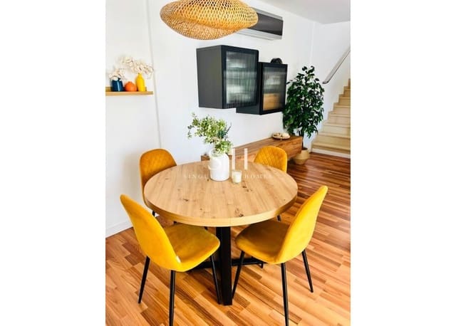 Casa de 3 habitaciones en Los Montesinos en venta con piscina garaje - 350.000 € (Ref: 9974349)