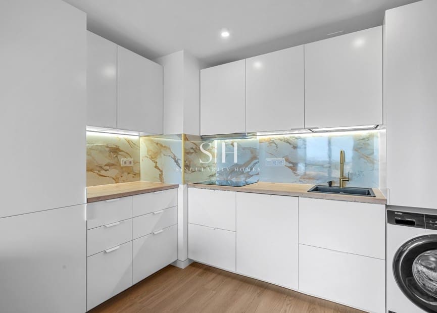 2 soveværelse Penthouse til salg i Orihuela Costa med swimmingpool garage - € 225.000 (Ref: 9974350)