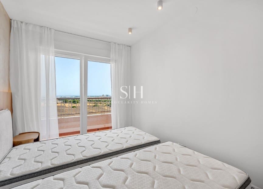 2 soveværelse Penthouse til salg i Orihuela Costa med swimmingpool garage - € 225.000 (Ref: 9974350)