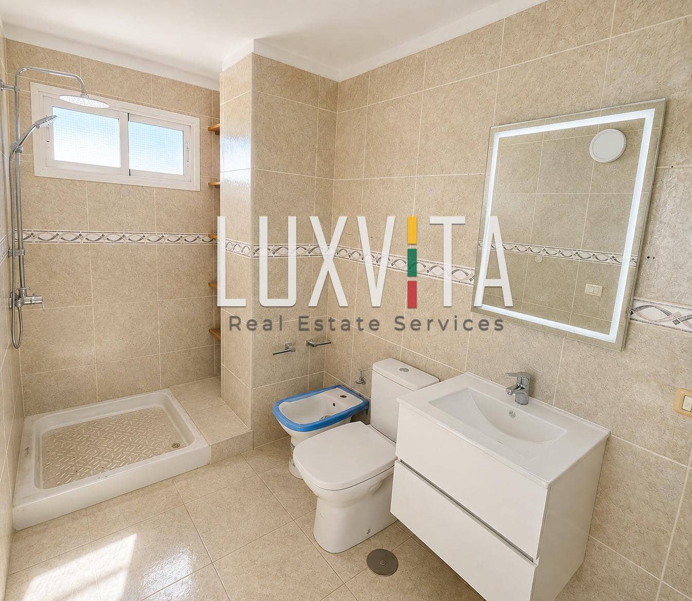 3 bedroom Penthouse for sale in Guargacho with garage - € 285,000 (Ref: 10037488)