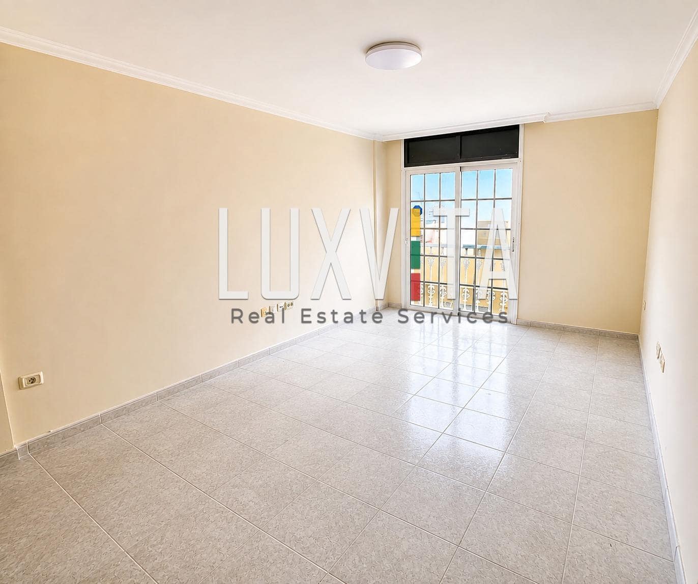3 bedroom Penthouse for sale in Guargacho with garage - € 285,000 (Ref: 10037488)