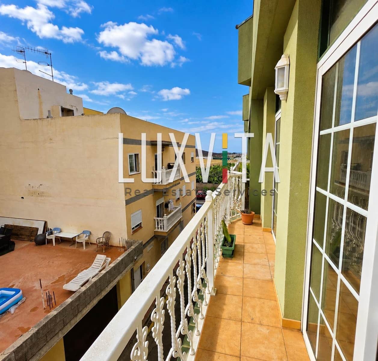 3 bedroom Penthouse for sale in Guargacho with garage - € 285,000 (Ref: 10037488)