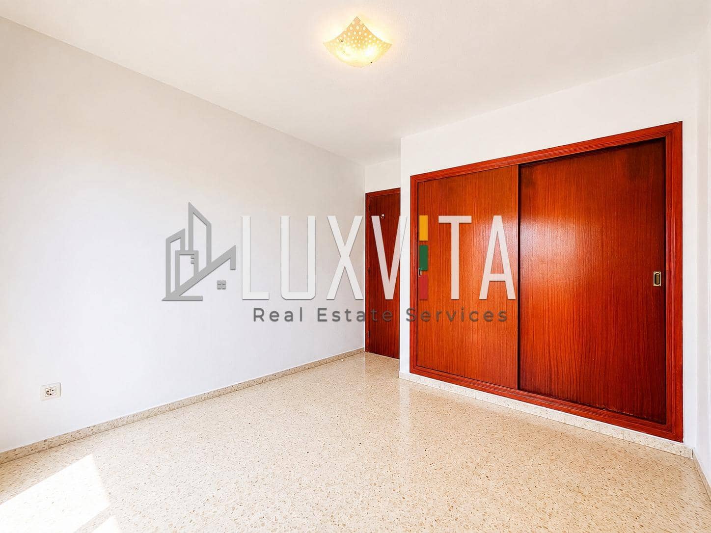 3 sovrum Lägenhet till salu i Los Cristianos med pool garage - 420 000 € (Ref: 10067990)