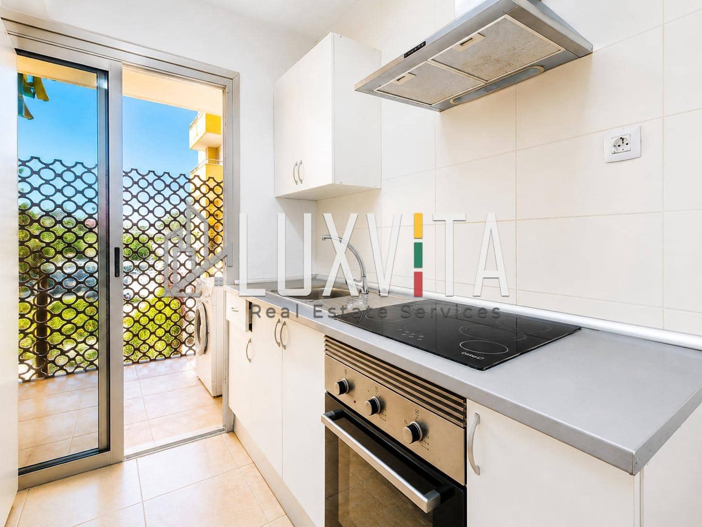 3 sovrum Lägenhet till salu i Los Cristianos med pool garage - 420 000 € (Ref: 10067990)