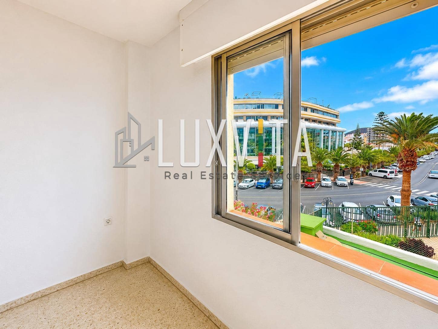 3 sovrum Lägenhet till salu i Los Cristianos med pool garage - 420 000 € (Ref: 10067990)