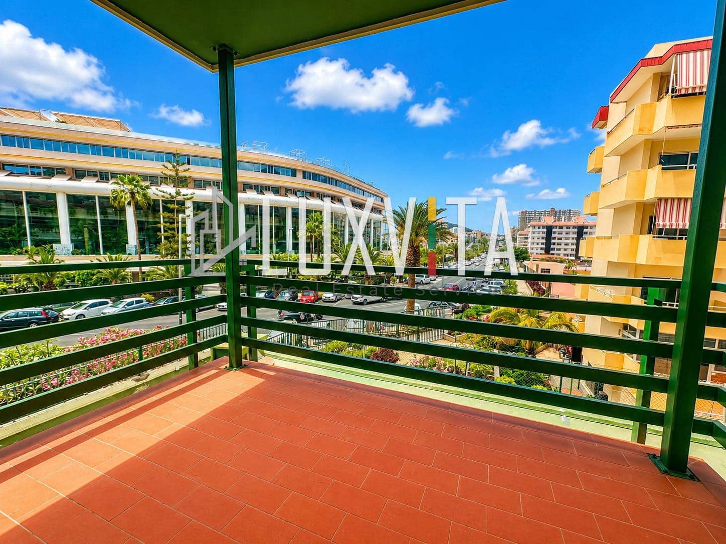 3 sovrum Lägenhet till salu i Los Cristianos med pool garage - 420 000 € (Ref: 10067990)