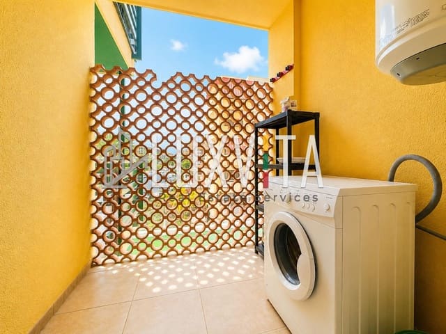 3 sovrum Lägenhet till salu i Los Cristianos, Arona med pool garage - 420 000 € (Ref: 10067990)