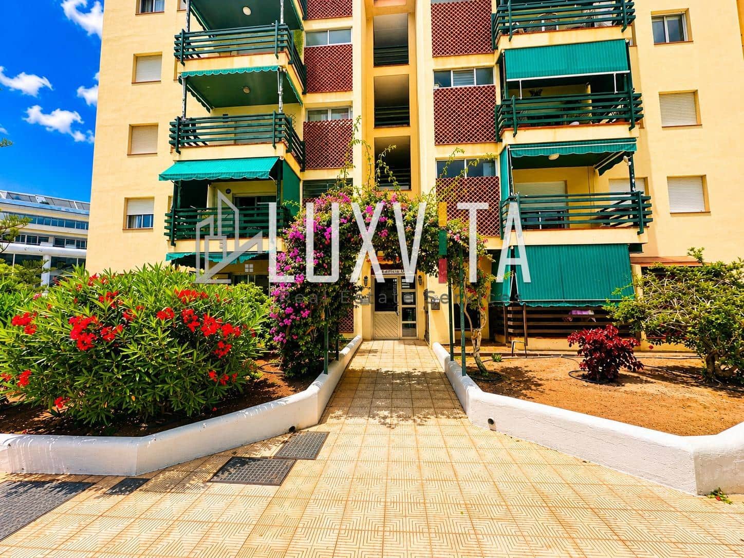 3 sovrum Lägenhet till salu i Los Cristianos med pool garage - 420 000 € (Ref: 10067990)