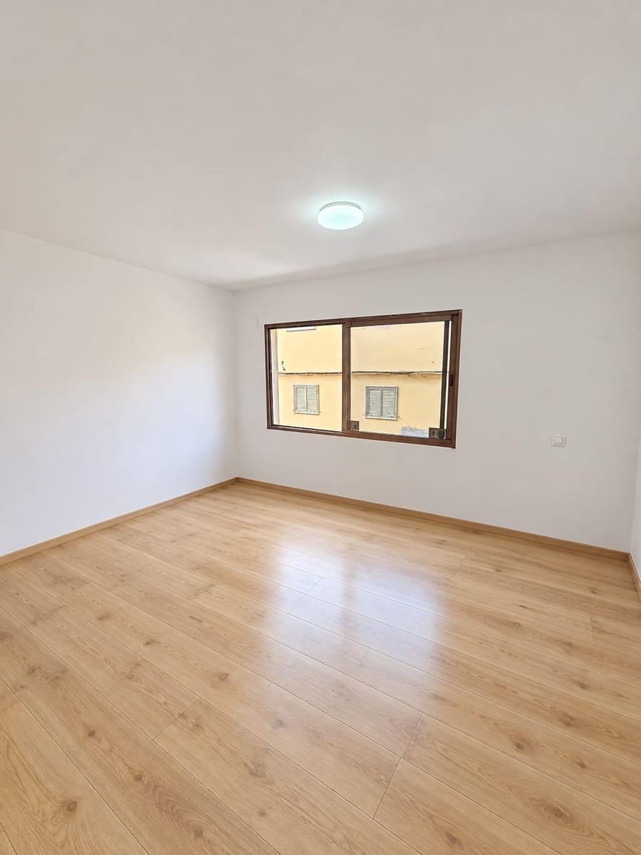 2 makuuhuone Huoneisto myytävänä paikassa Cabo Blanco mukana 
autotalli - 200 000 € (Ref: 10132048)