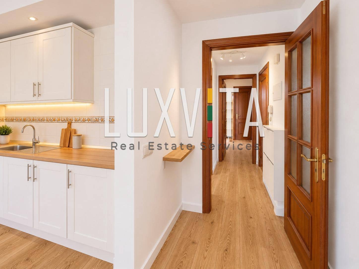 2 bedroom Apartment for sale in Cabo Blanco with garage - € 205,000 (Ref: 10132048)