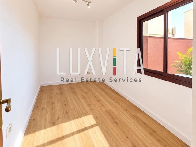 2 soverom Leilighet til salgs i Cabo Blanco, Arona med garasje - € 200 000 (Ref: 10132048)