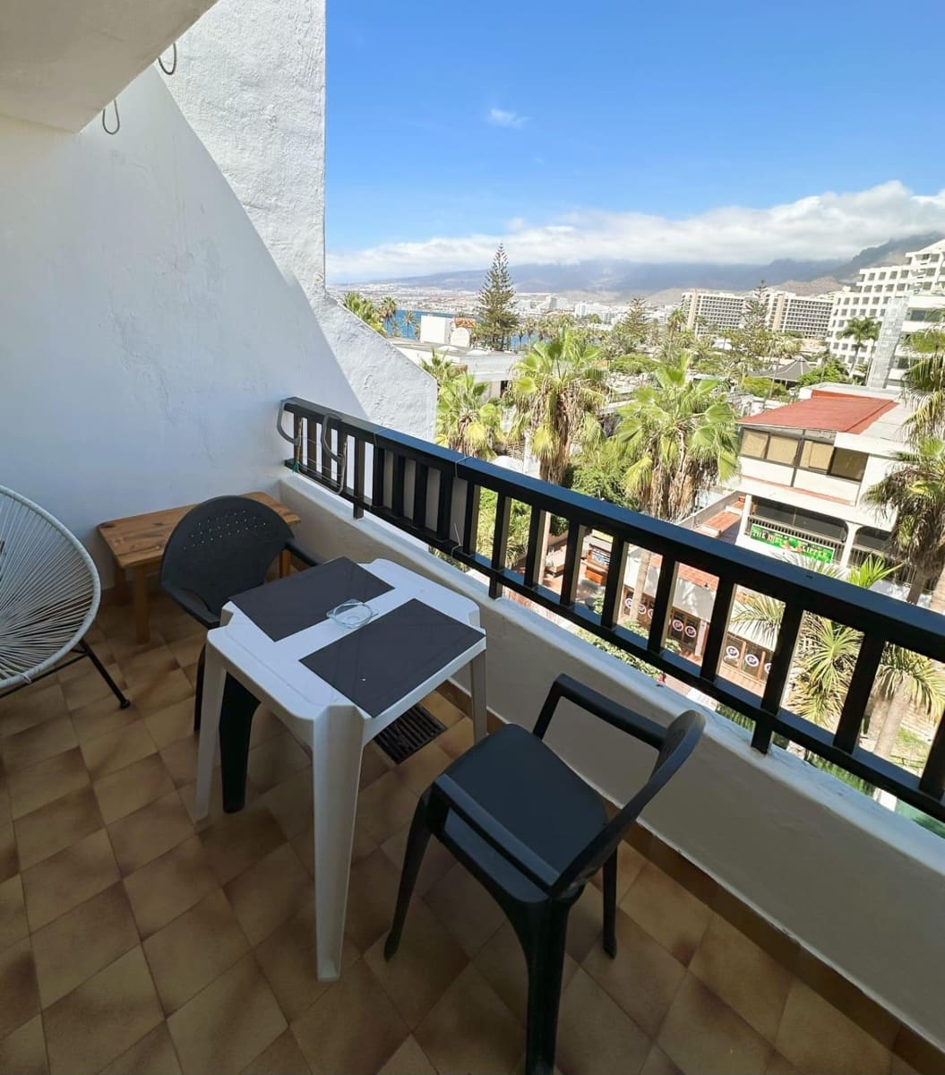 1 soveværelse Penthouse til salg i Arona med swimmingpool - € 370.000 (Ref: 8624276)