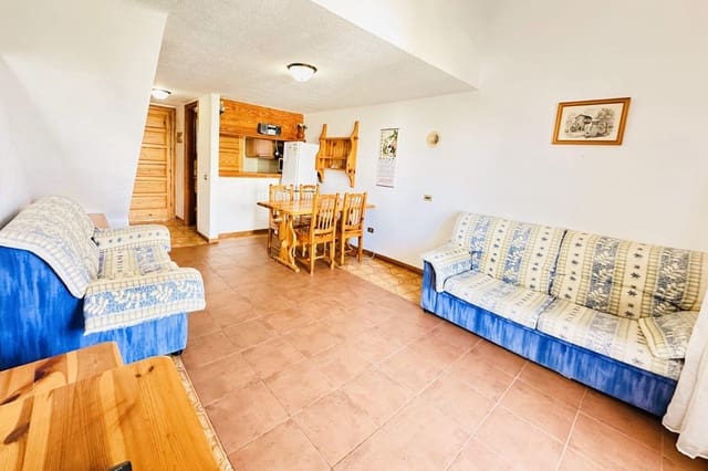 1 soveværelse Penthouse til salg i Playa de las Americas, Arona med swimmingpool - € 370.000 (Ref: 8624276)