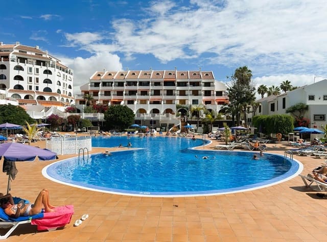 1 soveværelse Penthouse til salg i Playa de las Americas, Arona med swimmingpool - € 370.000 (Ref: 8624276)