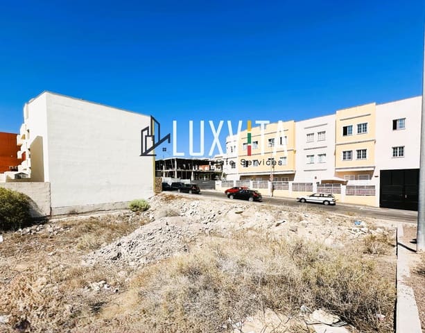 Terrain à Bâtir à vendre à San Isidro de Abona, Granadilla de Abona - 165 000 € (Ref: 8639313)