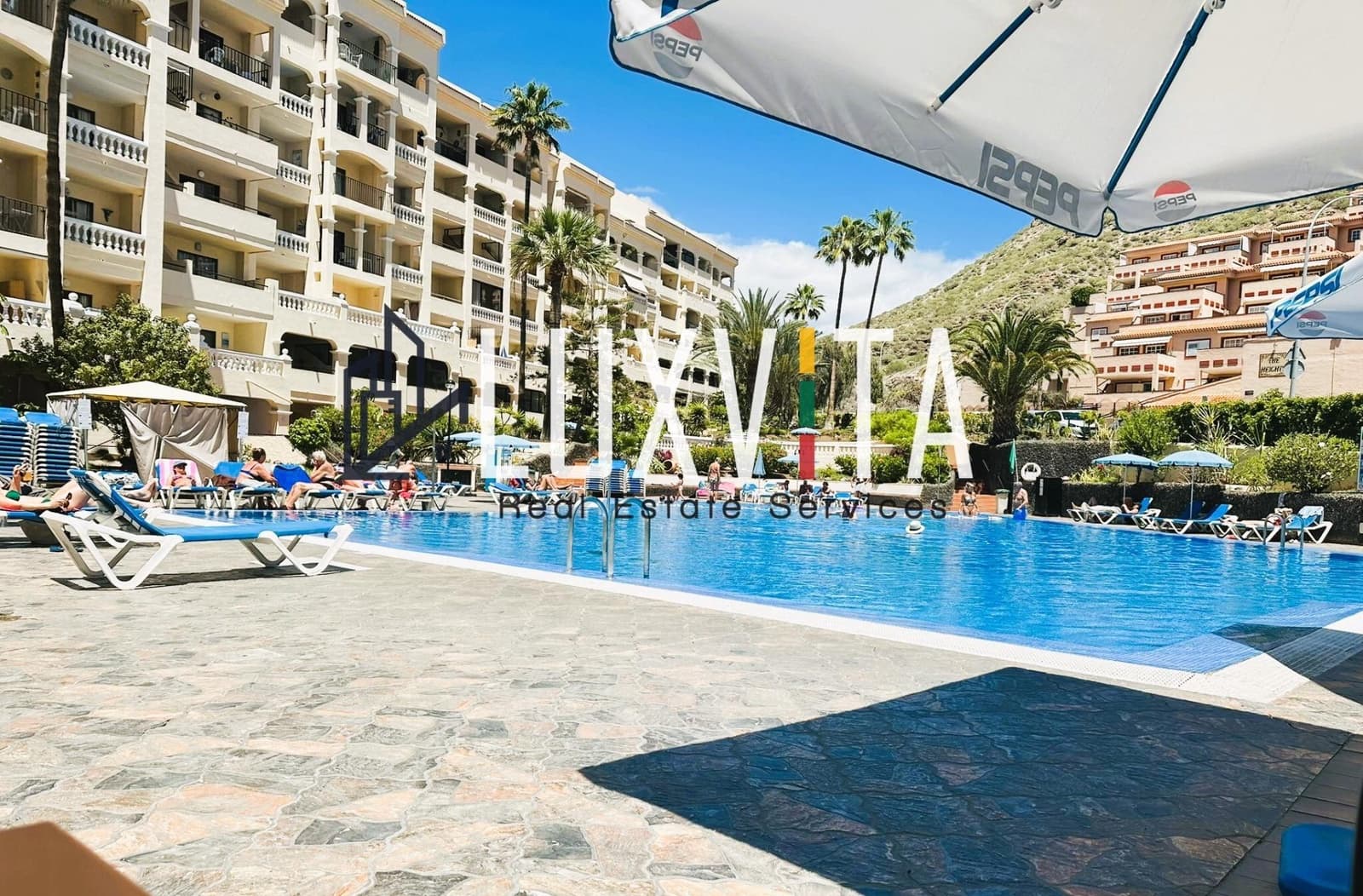 1 soverom Leilighet til salgs i Los Cristianos med svømmebasseng - € 290 000 (Ref: 8789654)