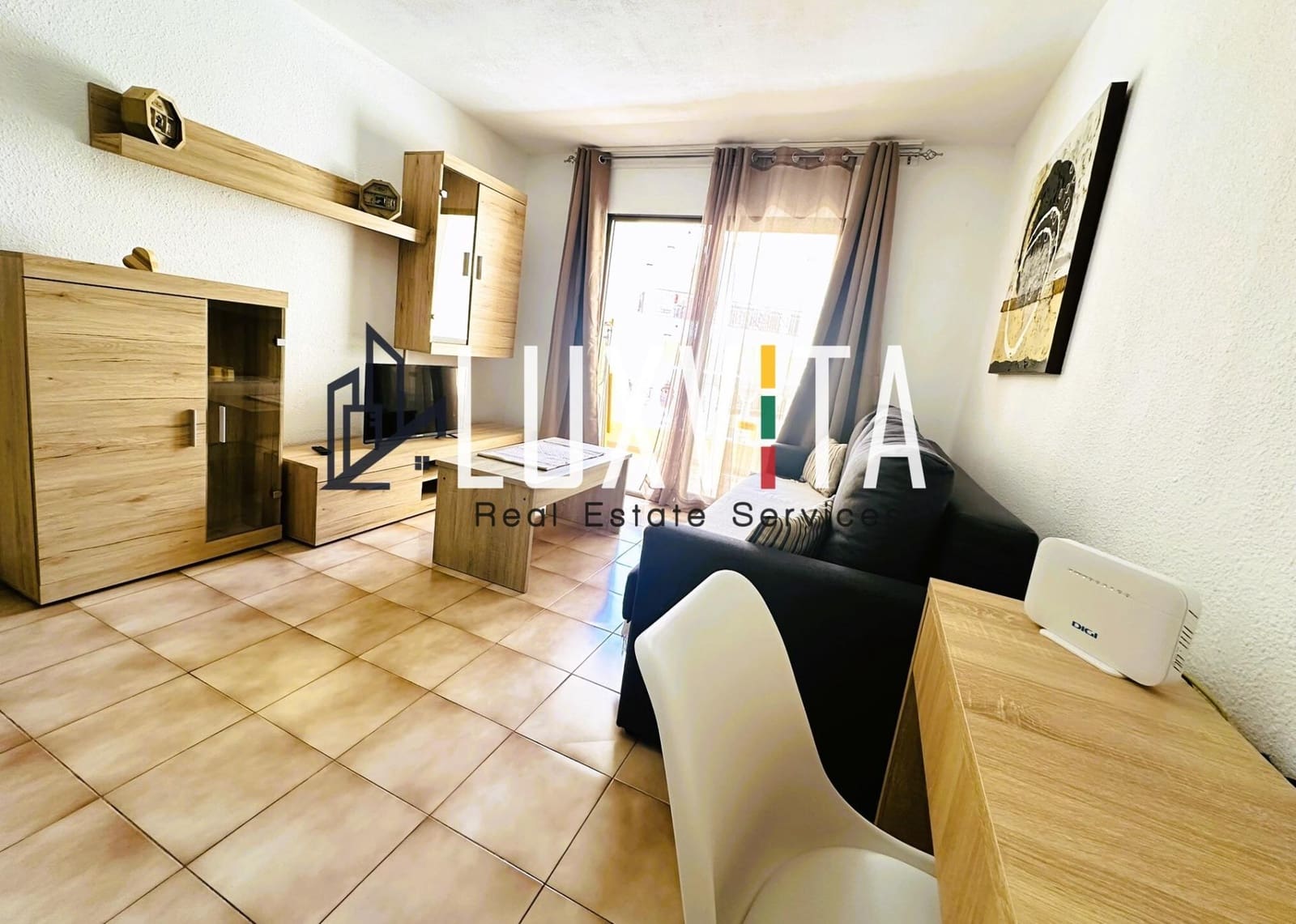 1 soverom Leilighet til salgs i Los Cristianos med svømmebasseng - € 290 000 (Ref: 8789654)