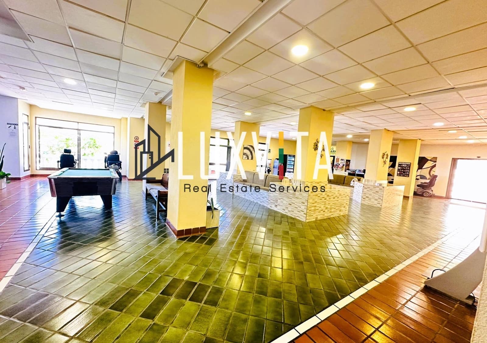 1 soverom Leilighet til salgs i Los Cristianos med svømmebasseng - € 290 000 (Ref: 8789654)