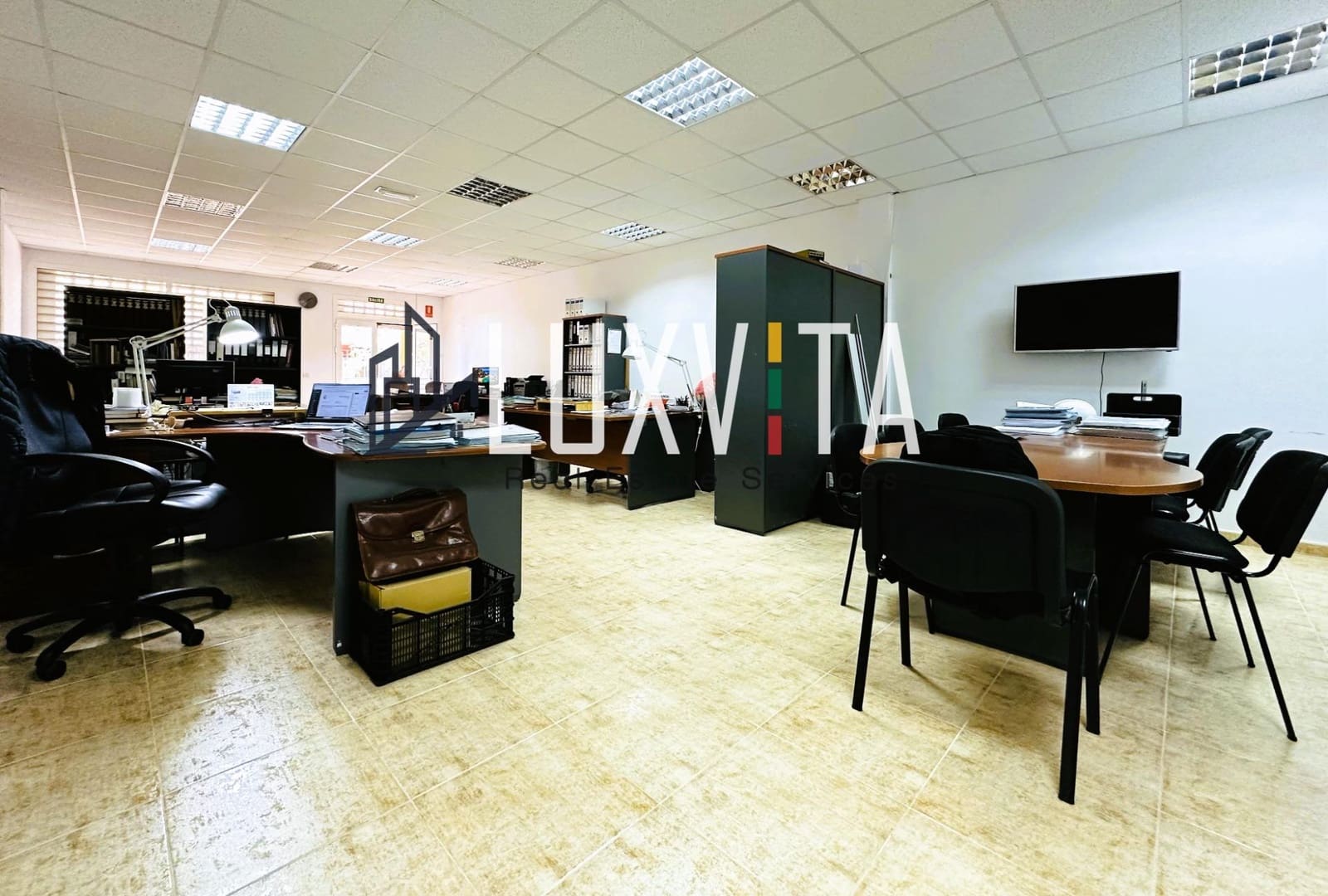 Erhverv til salg i Granadilla de Abona - € 145.000 (Ref: 8802083)