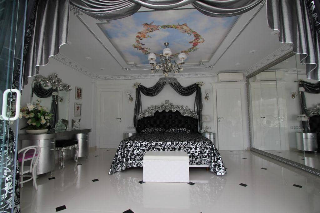 6 soveværelse Villa til salg i La Caleta Adeje med swimmingpool garage - € 4.500.000 (Ref: 8911326)