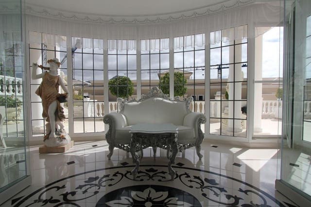 6 soveværelse Villa til salg i La Caleta Adeje, Adeje med swimmingpool garage - € 4.500.000 (Ref: 8911326)