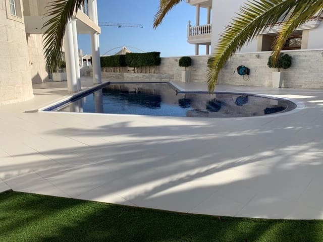 6 soveværelse Villa til salg i La Caleta Adeje, Adeje med swimmingpool garage - € 4.500.000 (Ref: 8911326)